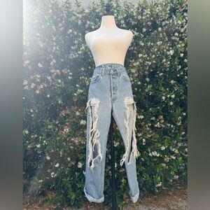 Distressed vintage levis 31W
